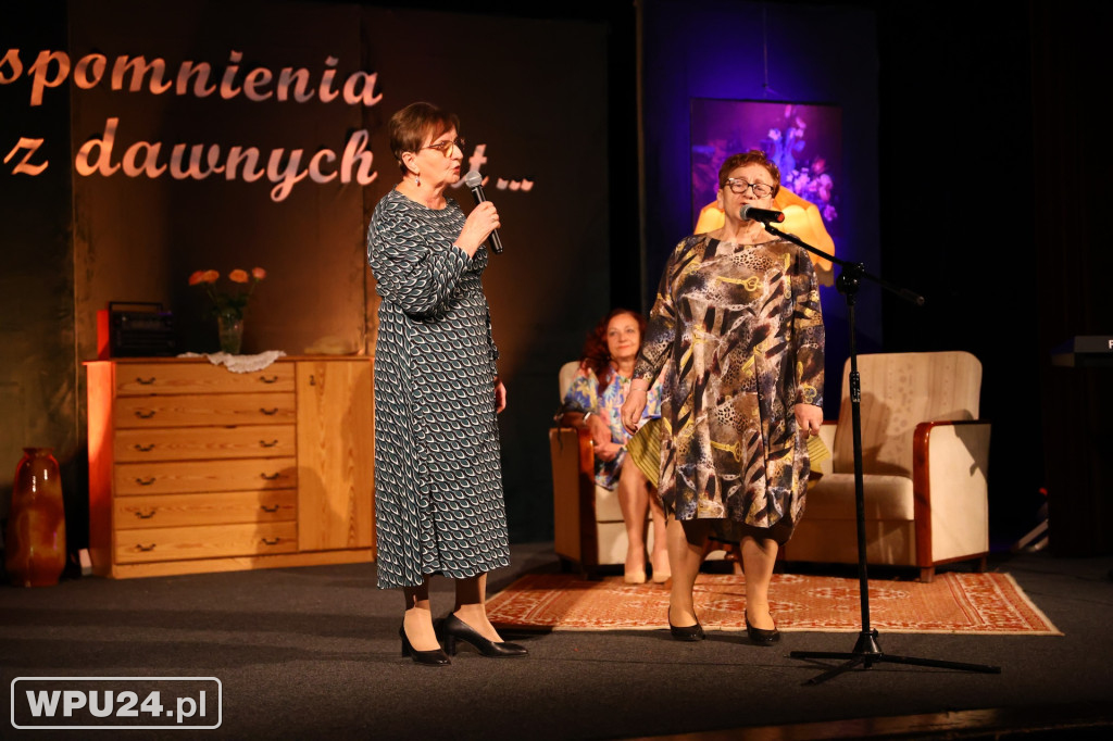 Pułtuscy seniorzy w rytmie kultury