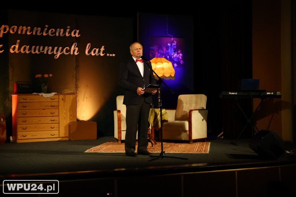 Pułtuscy seniorzy w rytmie kultury