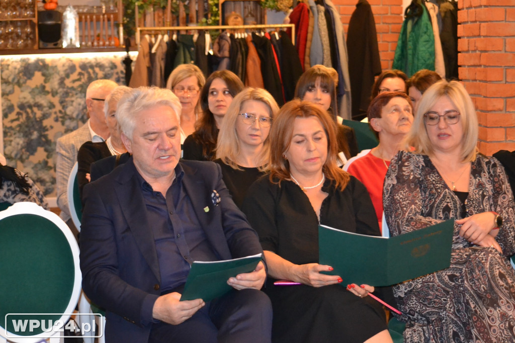 Dzień Seniora w Zatorach: śmiech, taniec i poezja