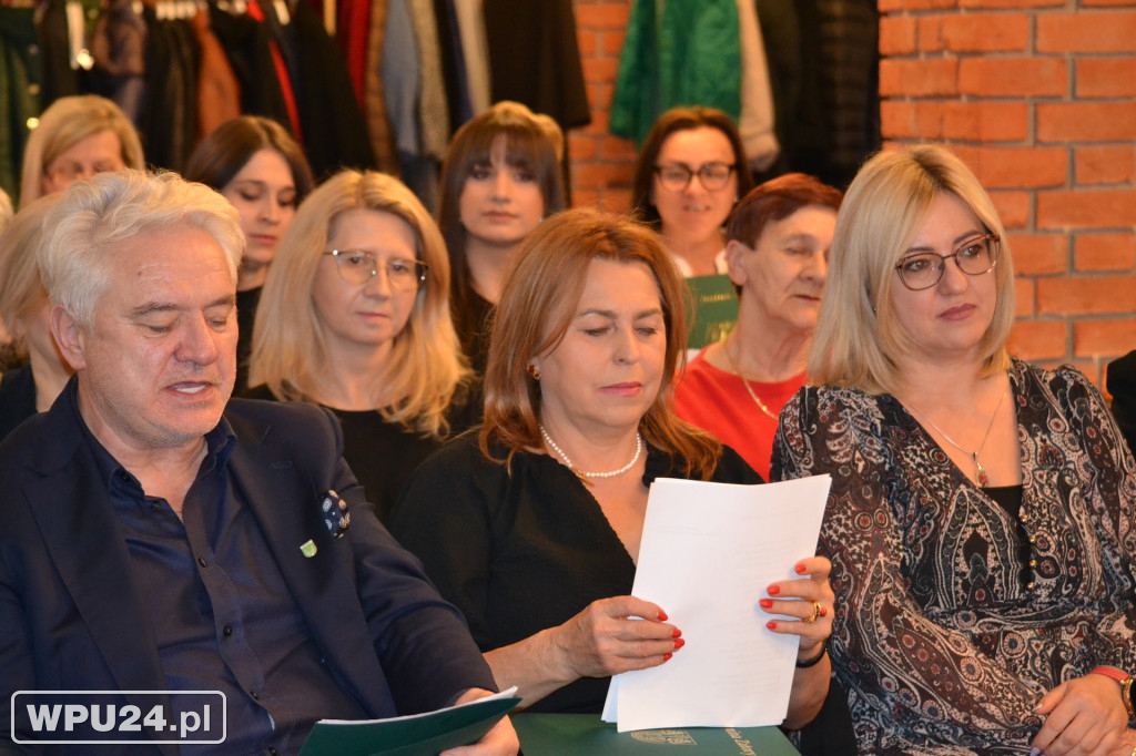 Dzień Seniora w Zatorach: śmiech, taniec i poezja