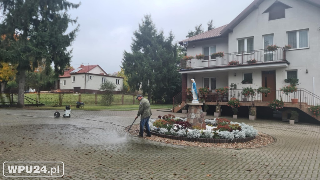 Przygotowania do 100 lecia parafii w Dzierżeninie
