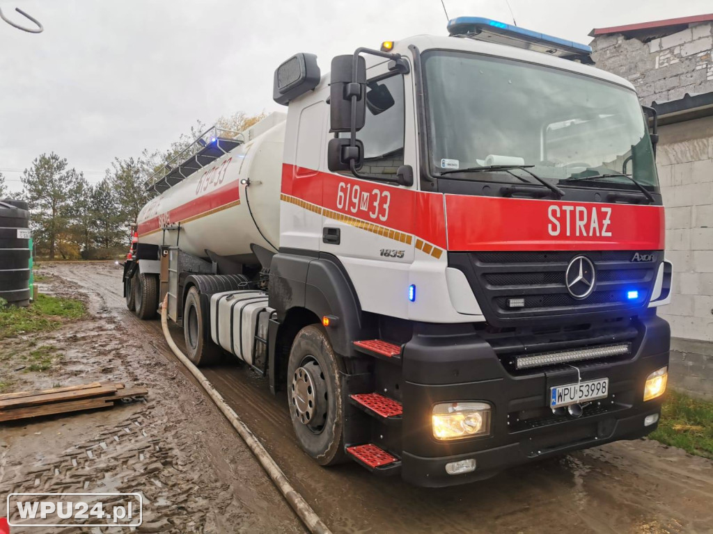 Strażacy z powiatu pułtuskiego walczyli całą dobę