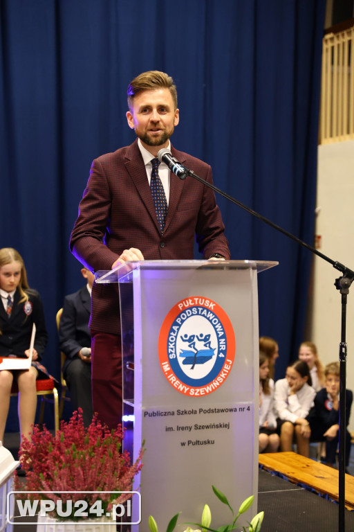 Pasowanie na Pierwszaków w pułtuskiej Czwórce