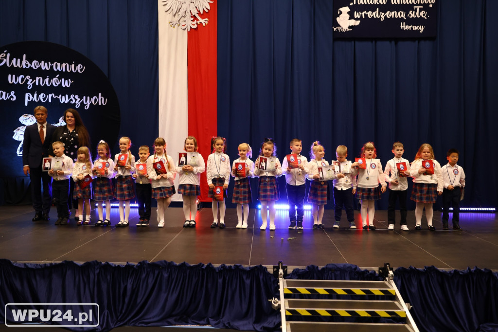 Pasowanie na Pierwszaków w pułtuskiej Czwórce