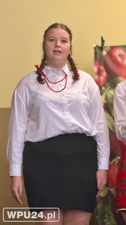 „Śpiewanie przy szarlotce” w Przemiarowie