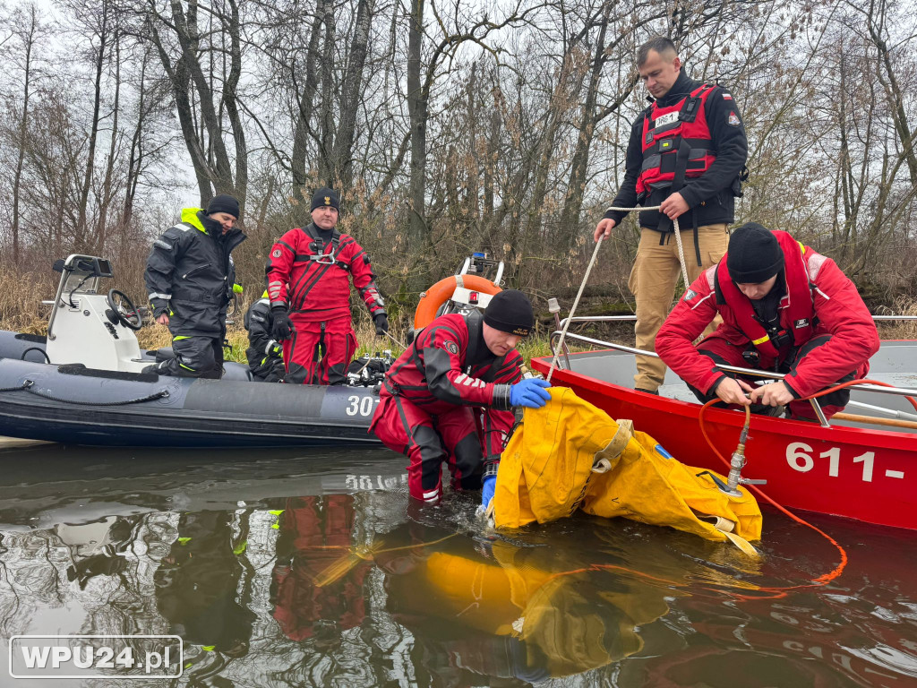 Unikalna galeria zdjęć z akcji nurków w Pułtusku
