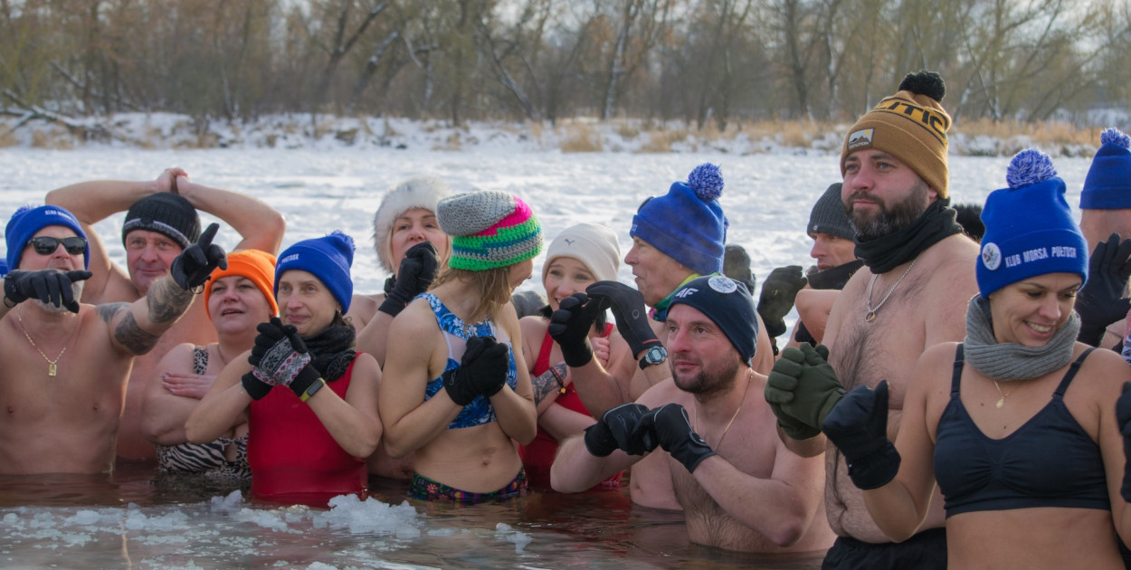 Tak morsy z Pułtuska witają prawdziwą zimę