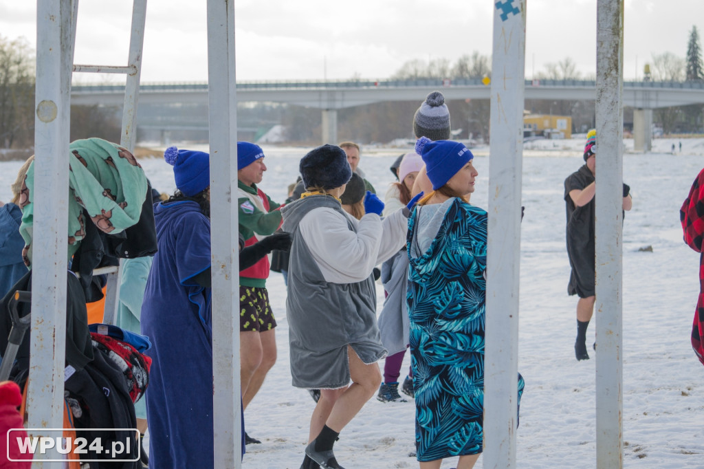 Tak morsy z Pułtuska witają prawdziwą zimę