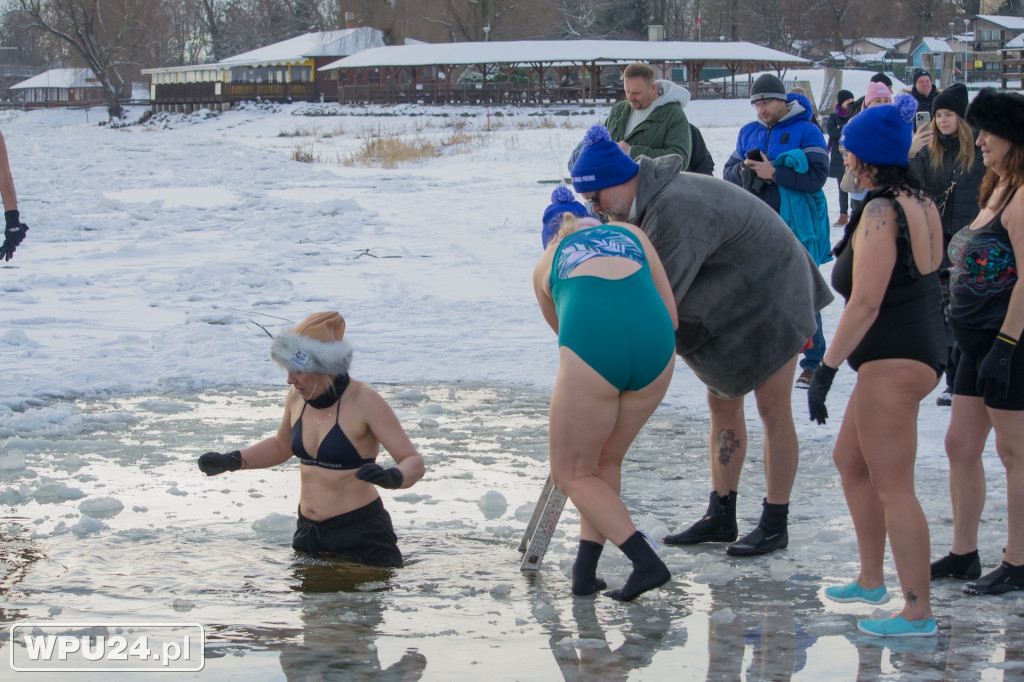 Tak morsy z Pułtuska witają prawdziwą zimę