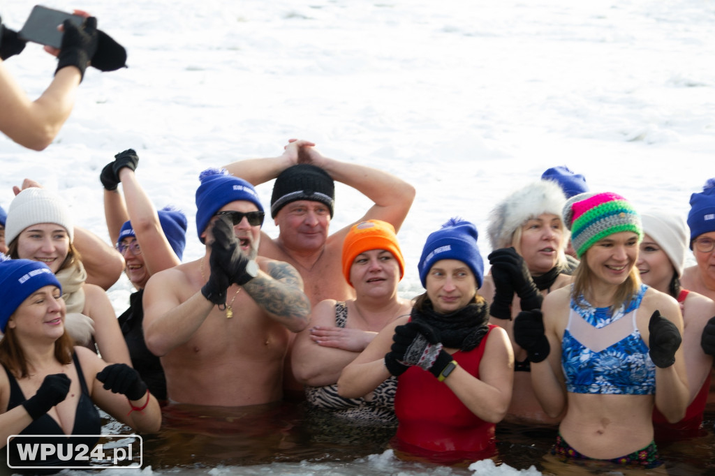 Tak morsy z Pułtuska witają prawdziwą zimę