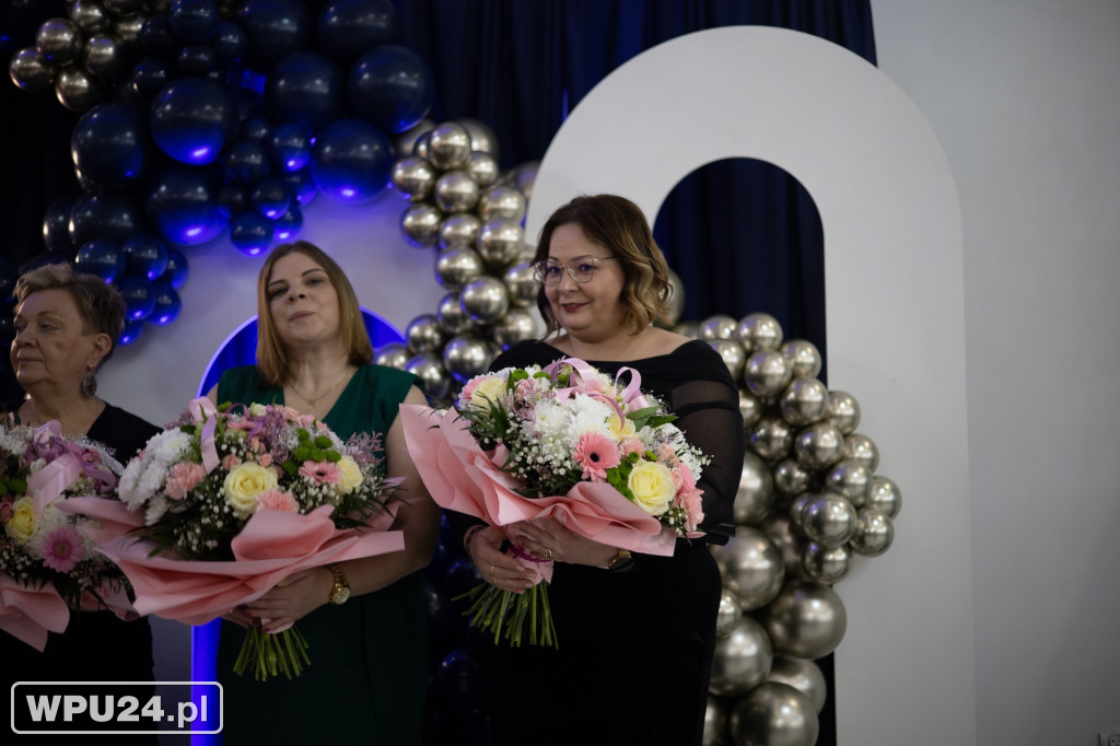 Zobacz, co działo się na studniówce LO Skargi