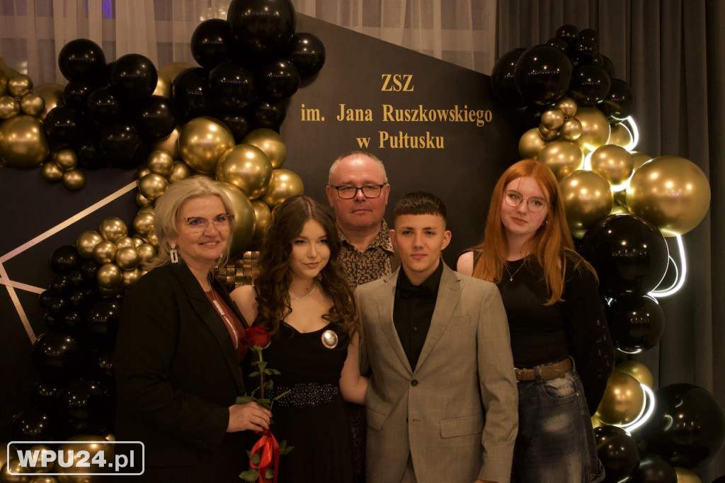 Studniówka techników z Ruszkowskiego