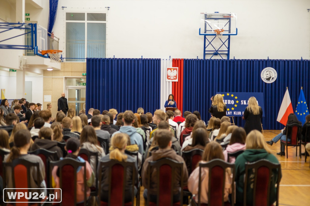 Uczniowie z Pułtuska dyskutowali z ministerm