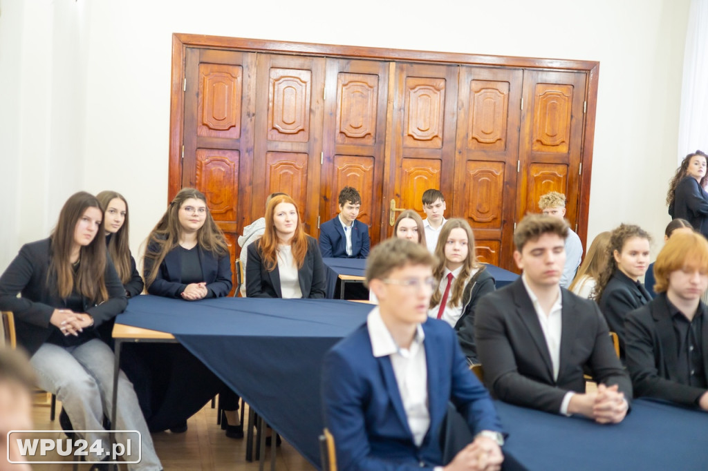 Uczniowie z Pułtuska dyskutowali z ministerm