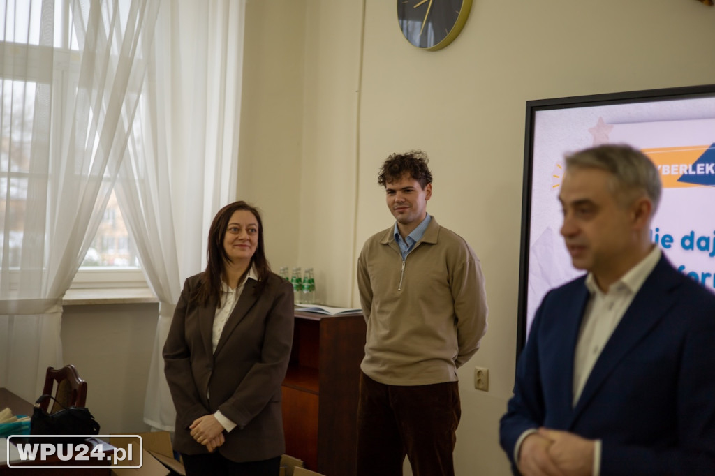 Uczniowie z Pułtuska dyskutowali z ministerm