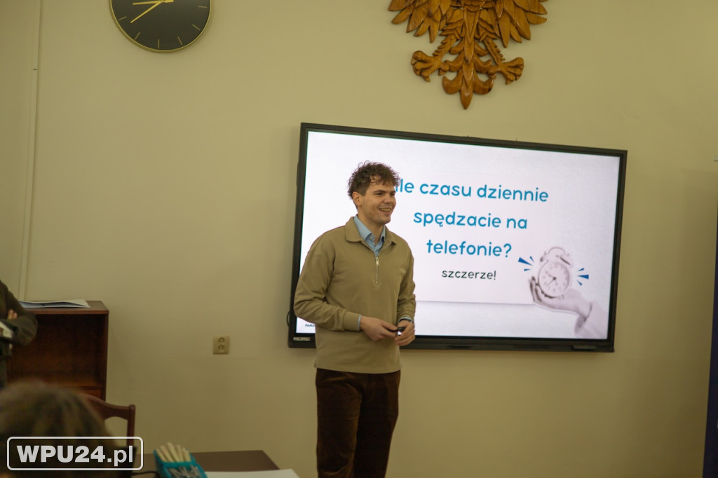 Uczniowie z Pułtuska dyskutowali z ministerm