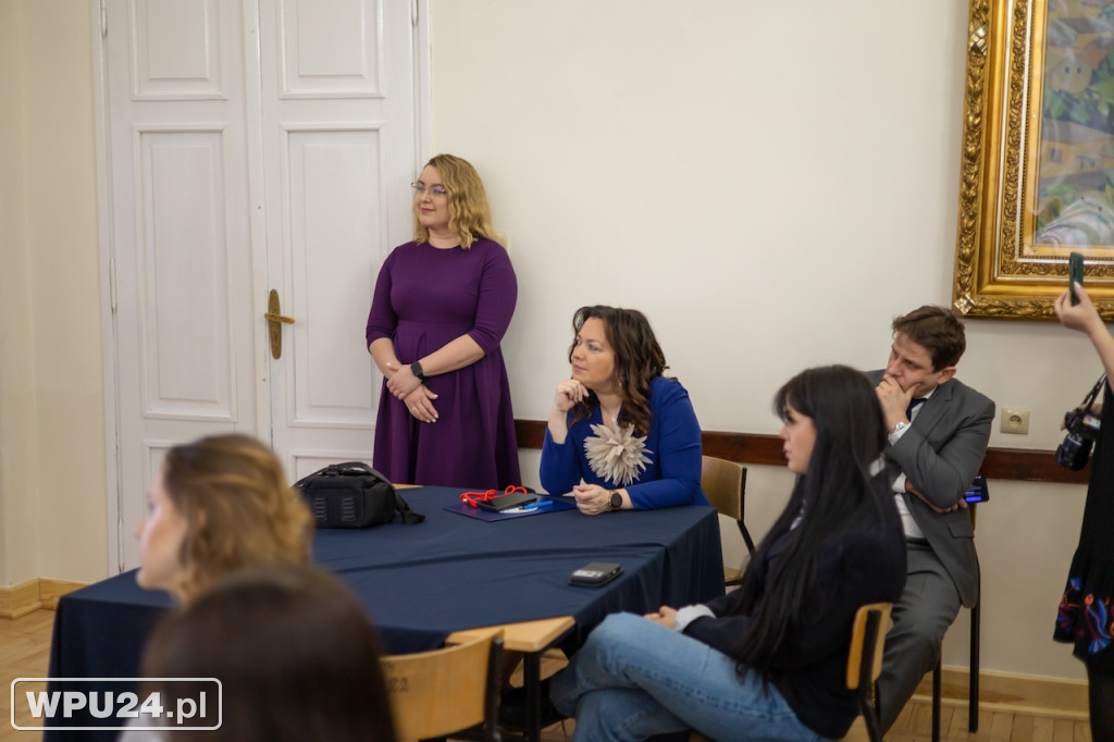 Uczniowie z Pułtuska dyskutowali z ministerm