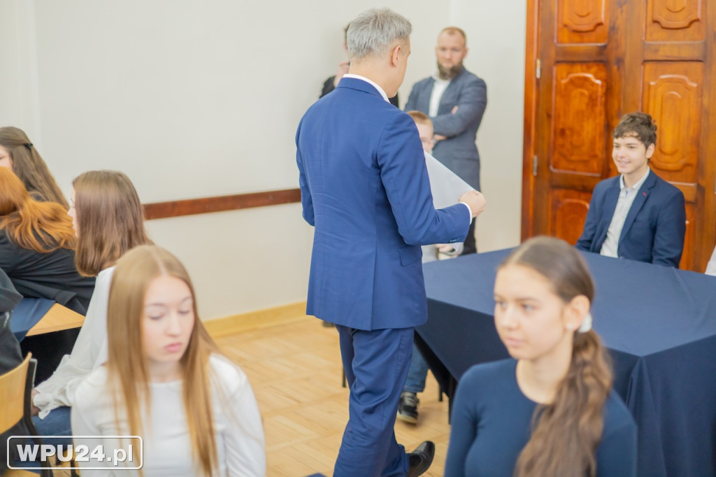 Uczniowie z Pułtuska dyskutowali z ministerm