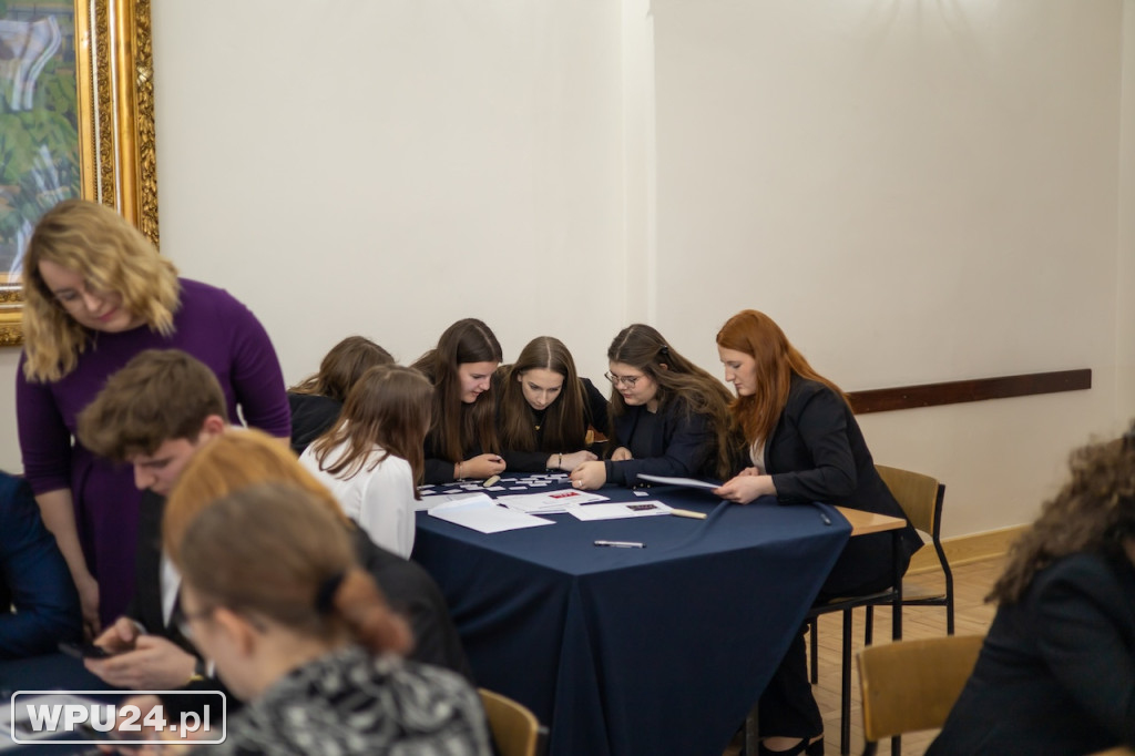 Uczniowie z Pułtuska dyskutowali z ministerm