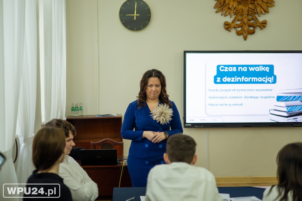 Uczniowie z Pułtuska dyskutowali z ministerm