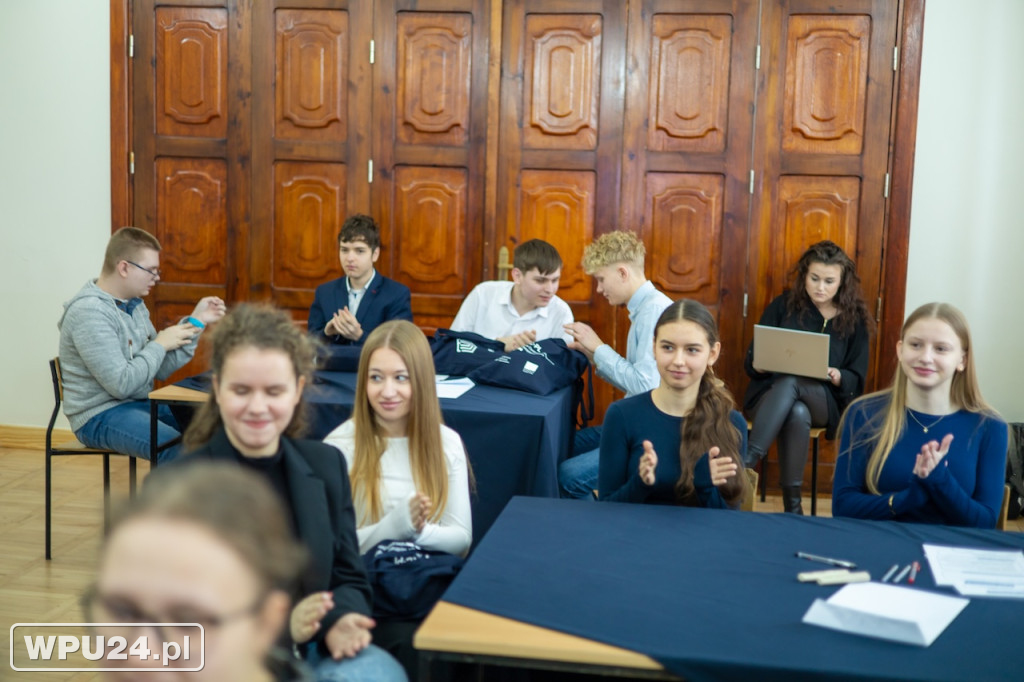 Uczniowie z Pułtuska dyskutowali z ministerm