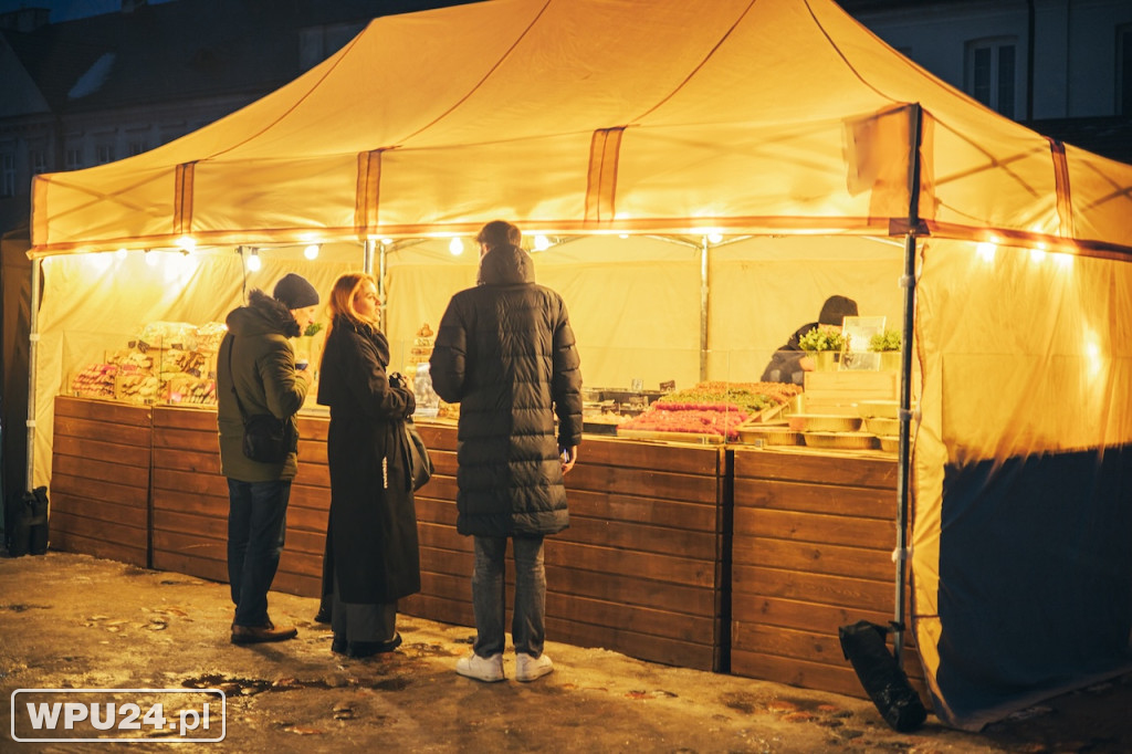 Grzany Flirt na Rynku w Pułtusku...