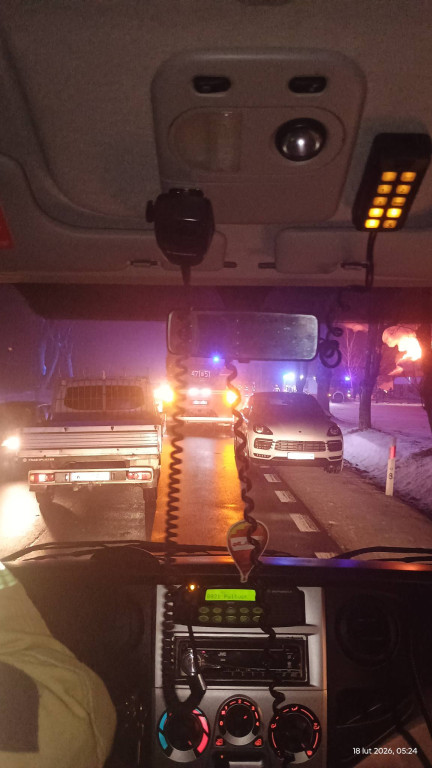 Pożar zakładu produkcyjnego i budynku biurowego