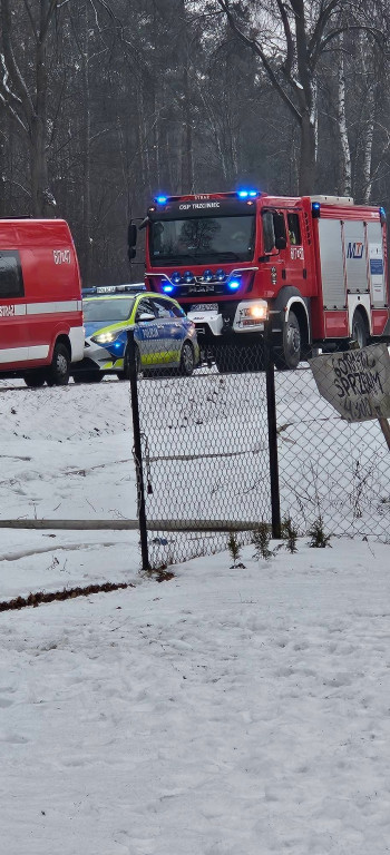Pożar zakładu produkcyjnego i budynku biurowego