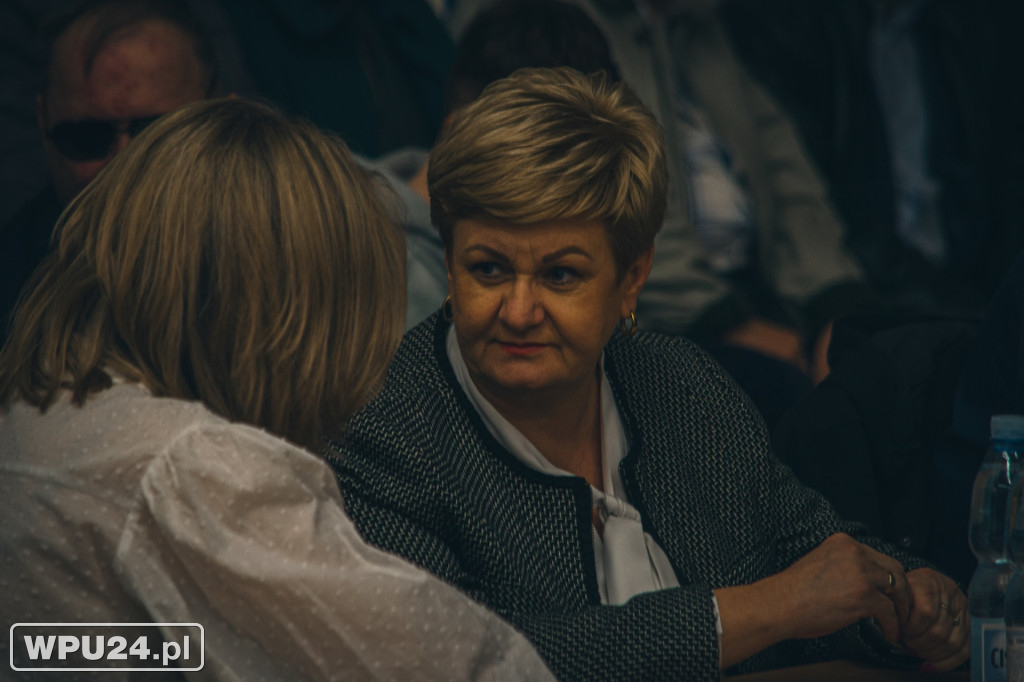 Konsultacje społeczne Kolej +