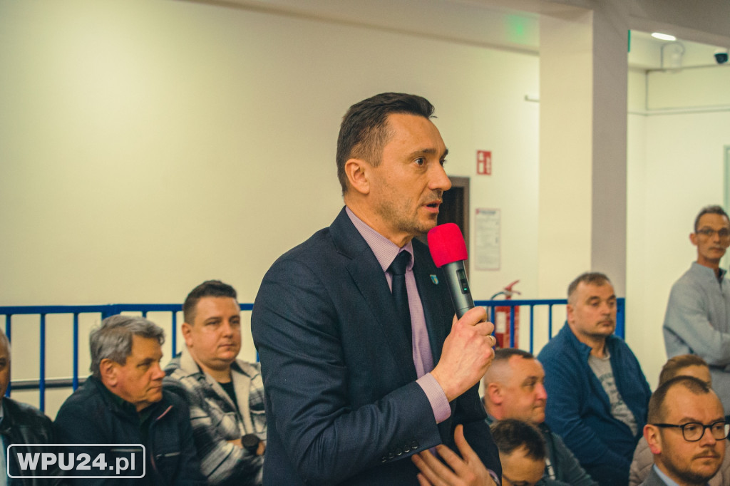 Konsultacje społeczne Kolej +