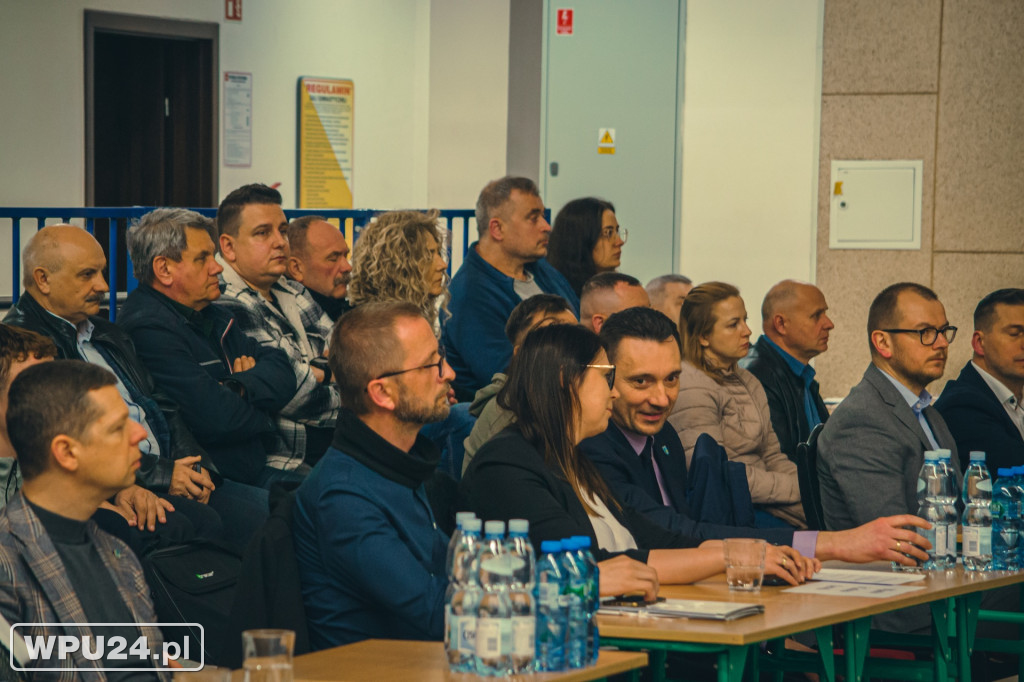 Konsultacje społeczne Kolej +