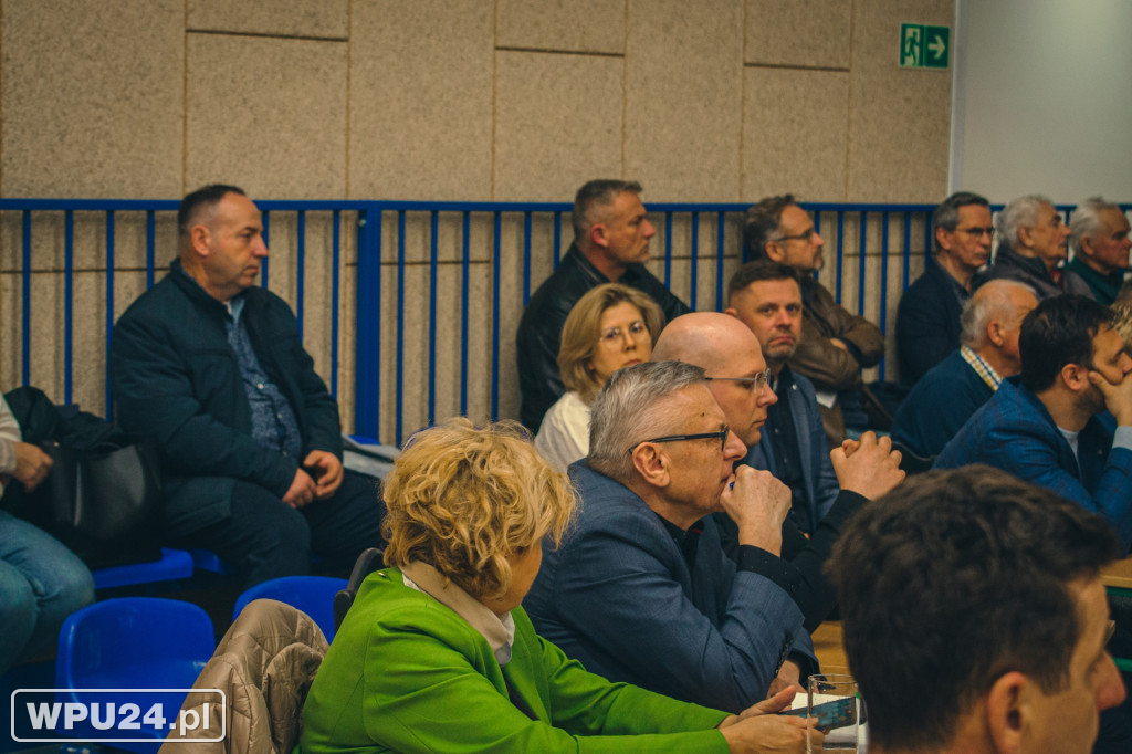 Konsultacje społeczne Kolej +