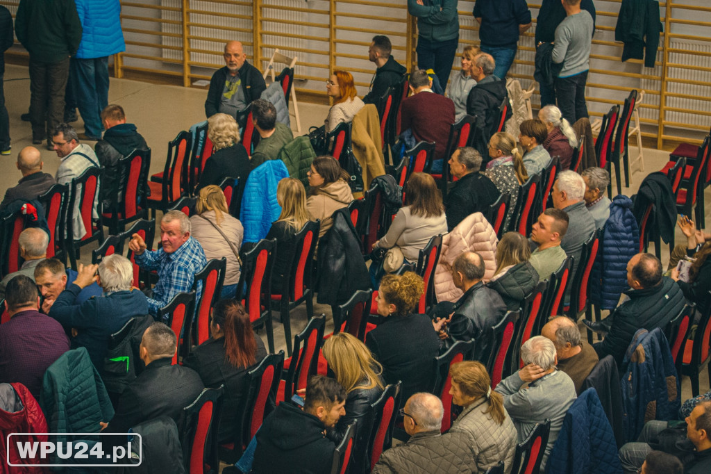 Konsultacje społeczne Kolej +