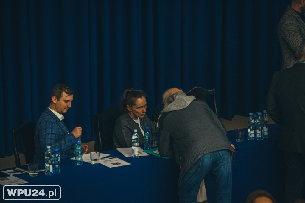 Konsultacje społeczne Kolej +