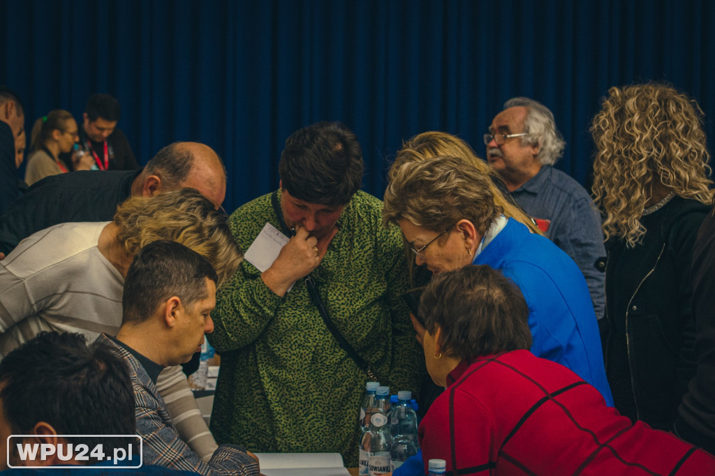 Konsultacje społeczne Kolej +