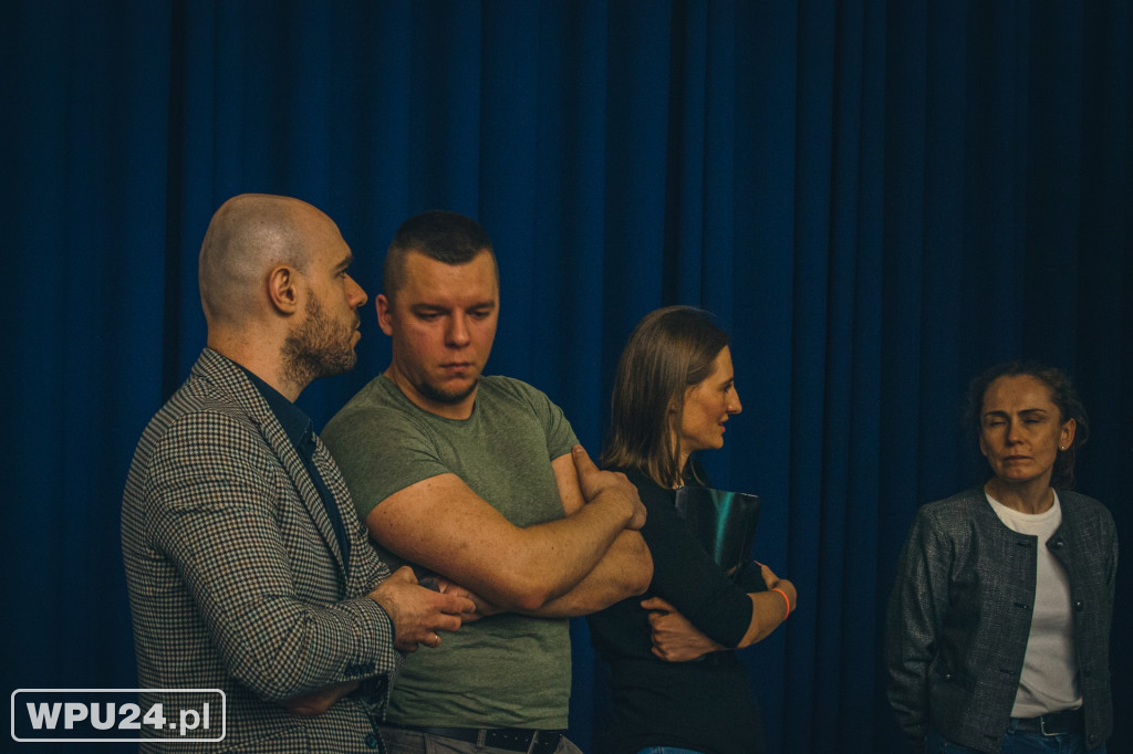 Konsultacje społeczne Kolej +