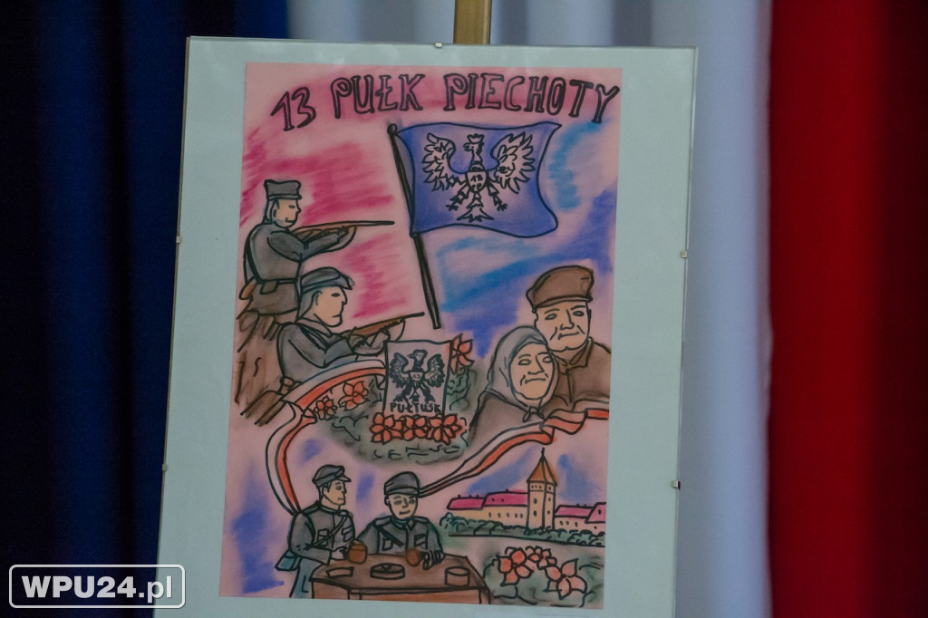 Na renowację sztandaru 13. Pułku Piechoty