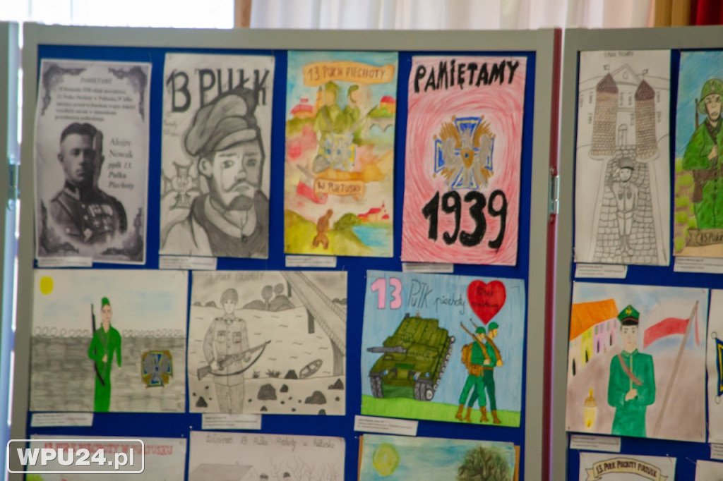 Na renowację sztandaru 13. Pułku Piechoty