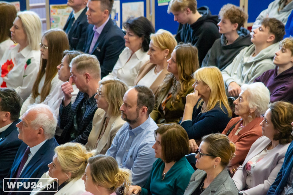 Na renowację sztandaru 13. Pułku Piechoty