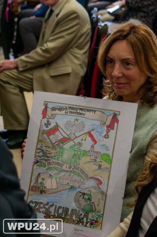 Na renowację sztandaru 13. Pułku Piechoty