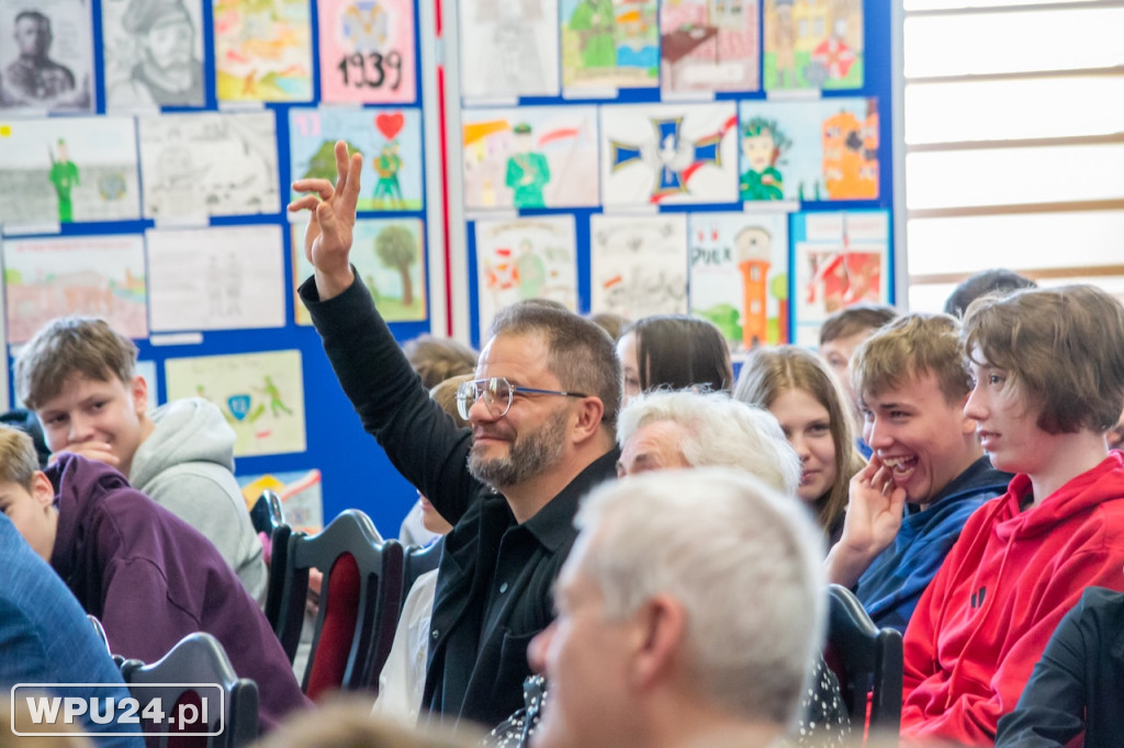 Na renowację sztandaru 13. Pułku Piechoty