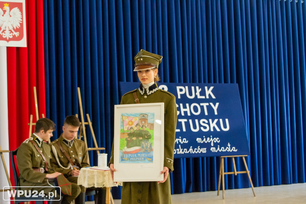 Na renowację sztandaru 13. Pułku Piechoty