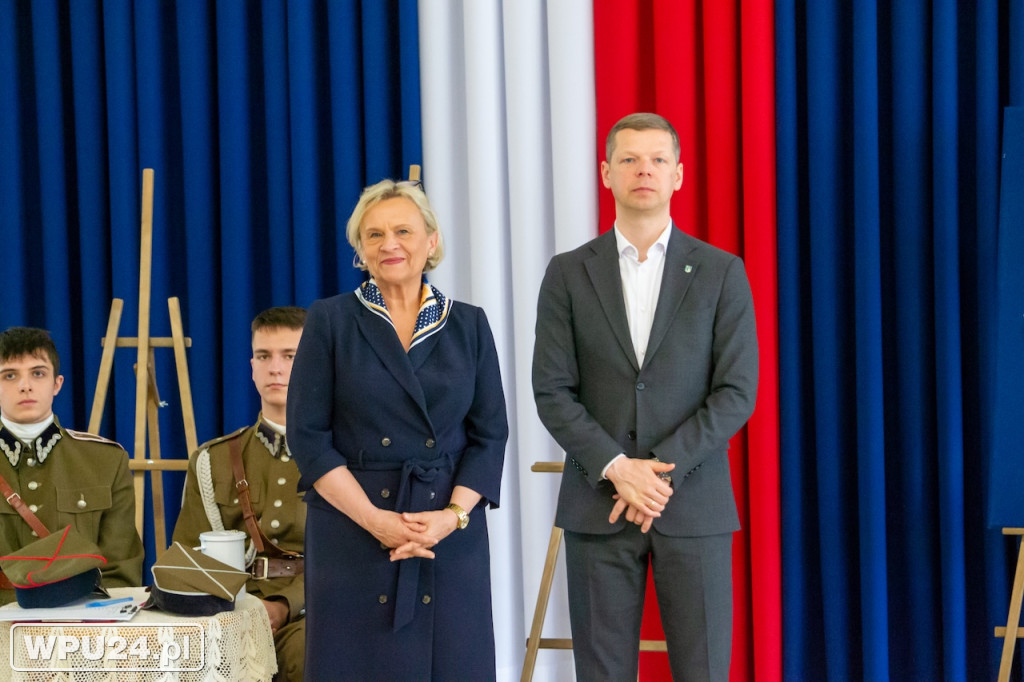 Na renowację sztandaru 13. Pułku Piechoty