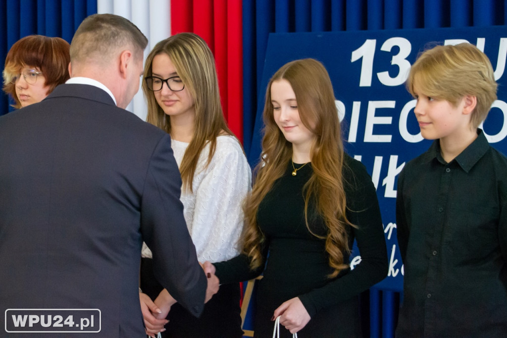 Na renowację sztandaru 13. Pułku Piechoty