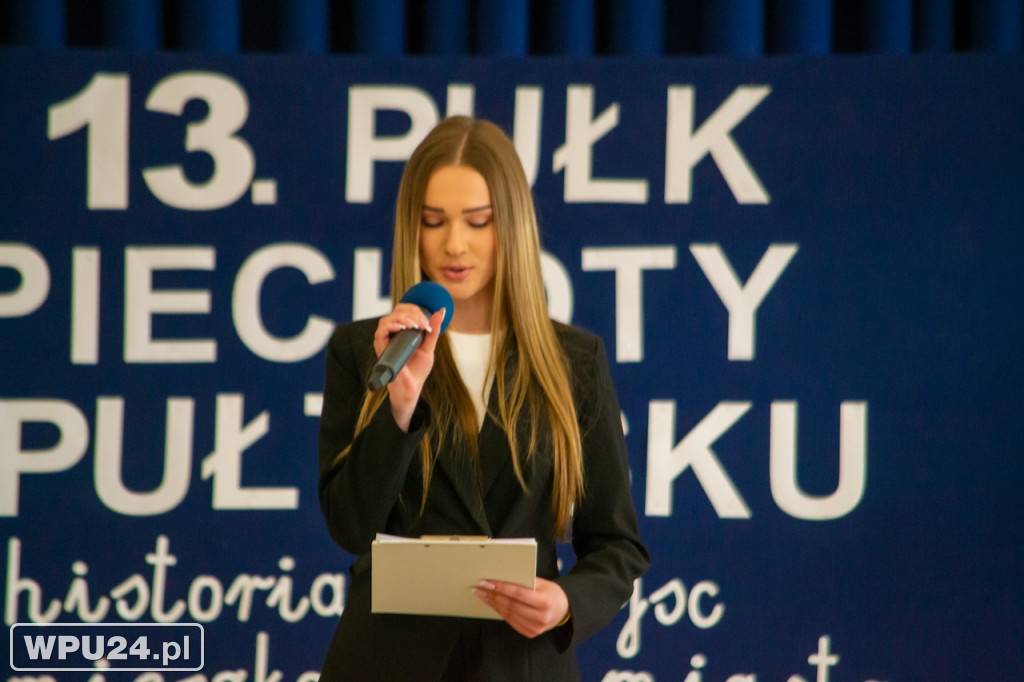 Na renowację sztandaru 13. Pułku Piechoty