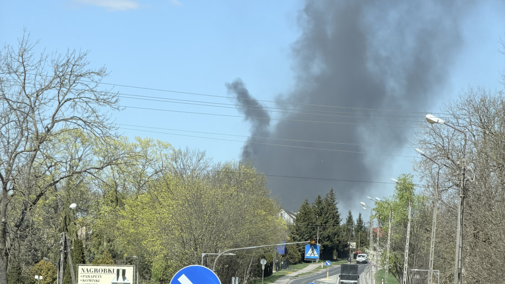 Pożar w firmie transportowej