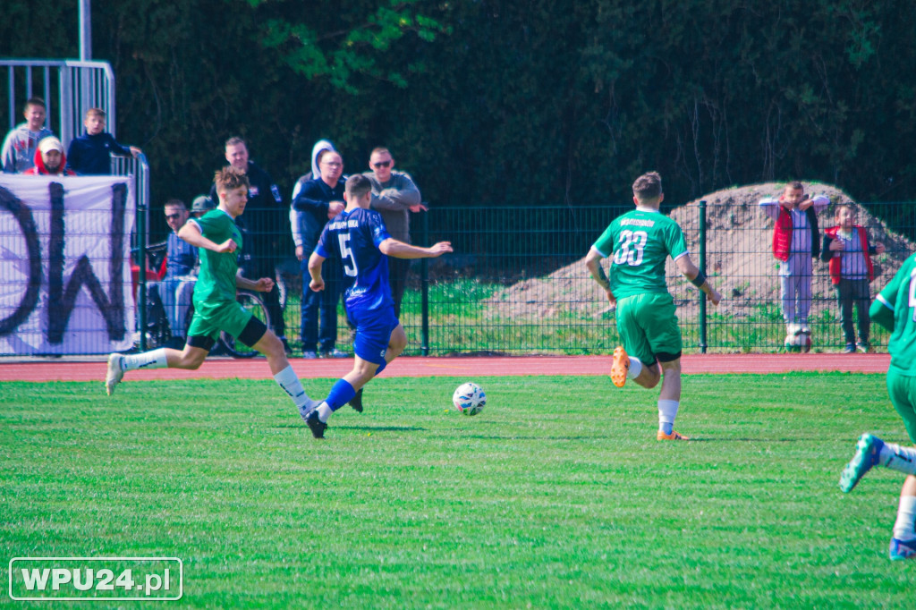 Pewna wygrana zawodników Nadnarwianki