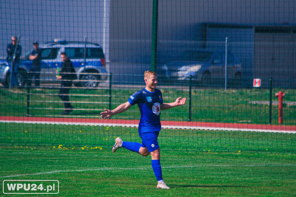 Pewna wygrana zawodników Nadnarwianki