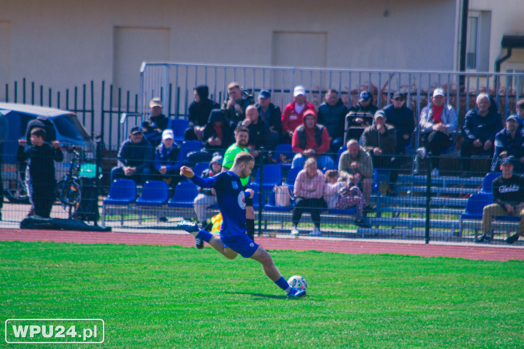 Pewna wygrana zawodników Nadnarwianki