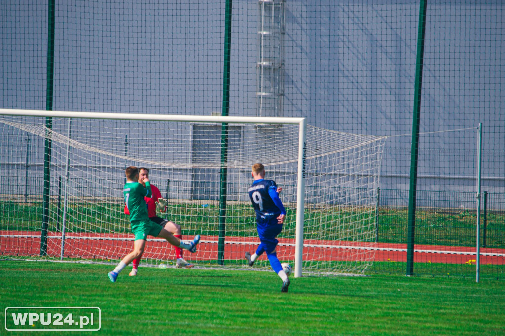 Pewna wygrana zawodników Nadnarwianki